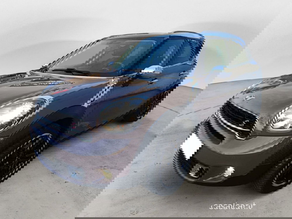 MINI Mini Countryman usata a Salerno