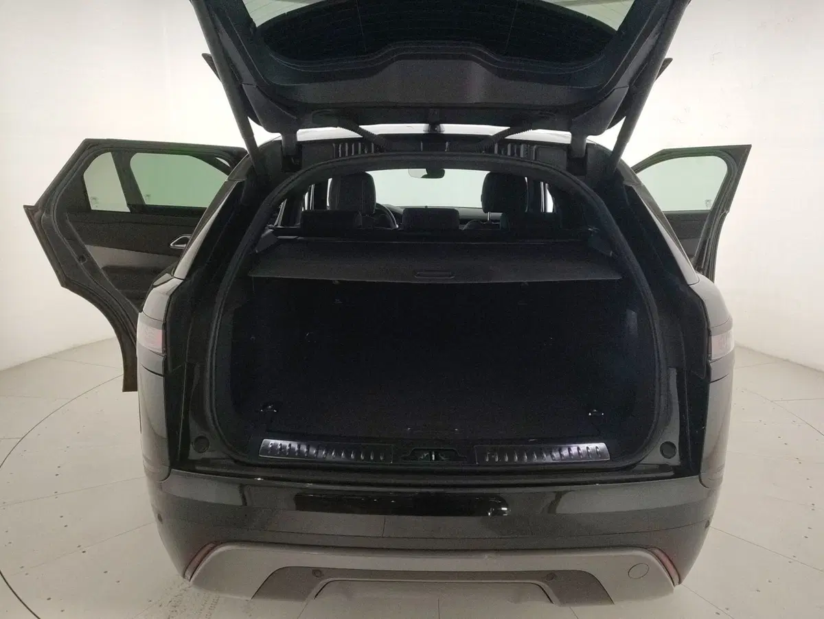 Land Rover Range Rover Velar usata a Alessandria (11)