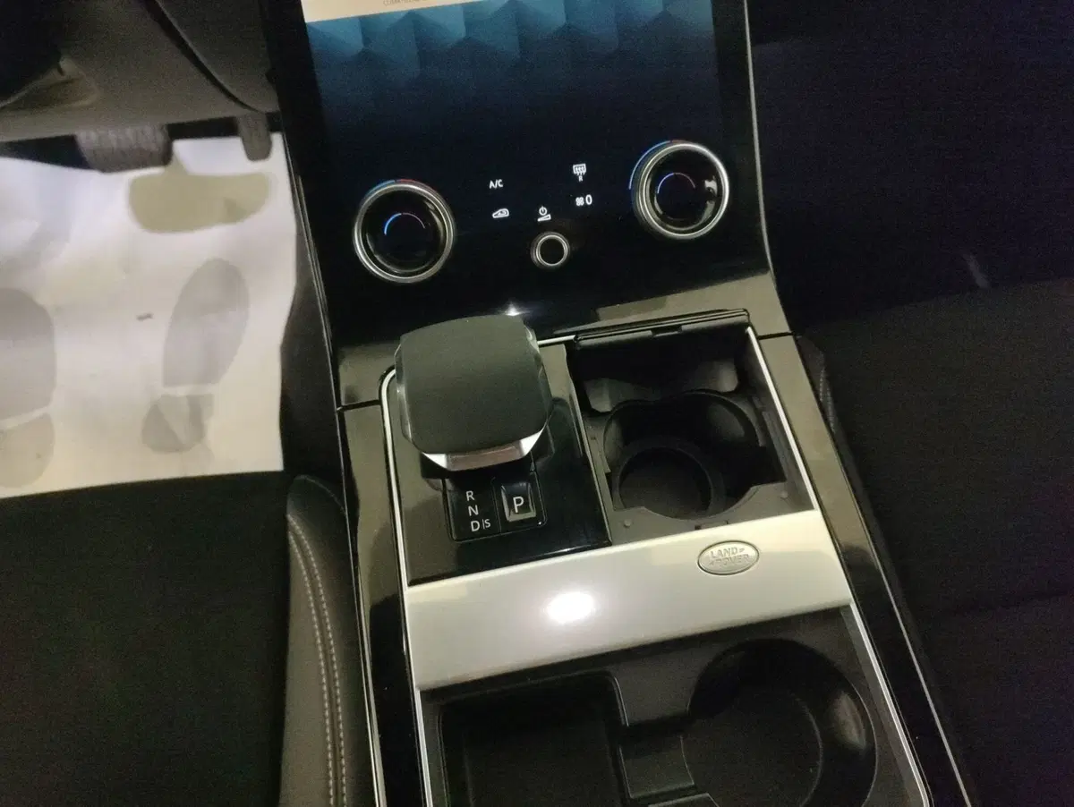 Land Rover Range Rover Velar usata a Alessandria (9)