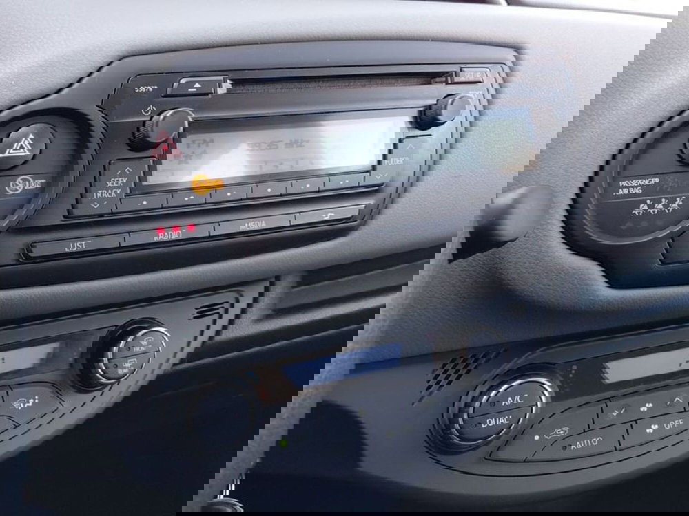 Toyota Yaris usata a Cagliari (14)