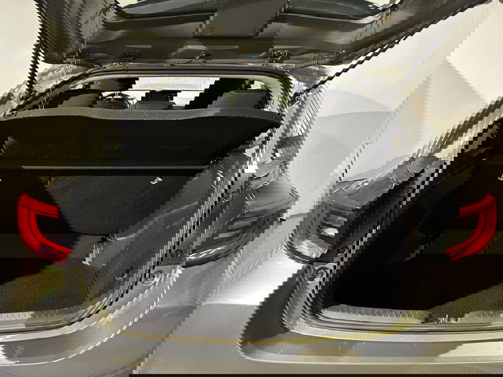 Toyota Yaris usata a Milano (11)