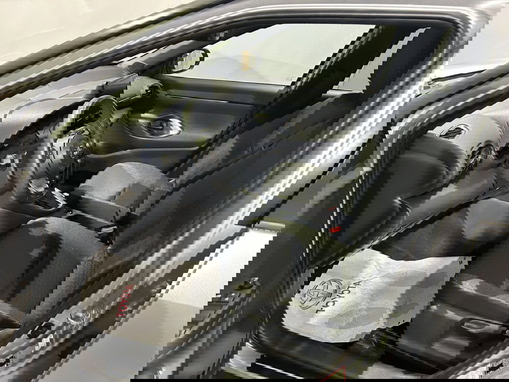 Toyota Yaris Cross usata a Milano (12)