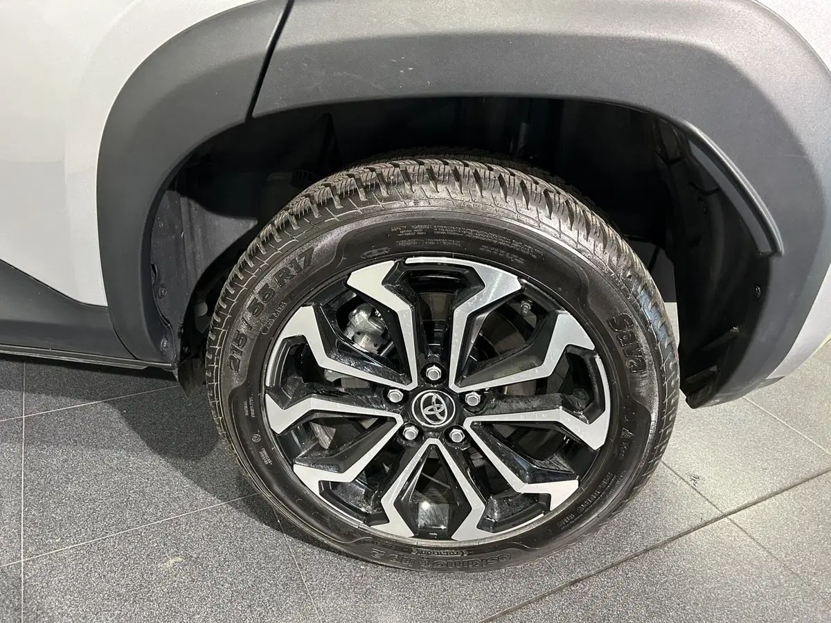 Toyota Yaris Cross usata a Milano (15)