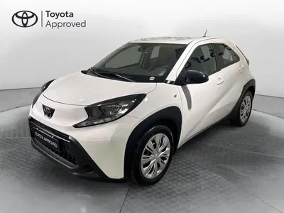 Toyota Aygo X 1.0 VVT-i 72 CV 5p. Undercover S-CVT del 2022 usata a Milano