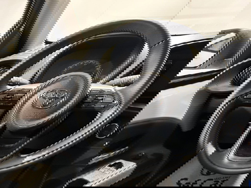 Toyota Aygo X usata a Milano (10)