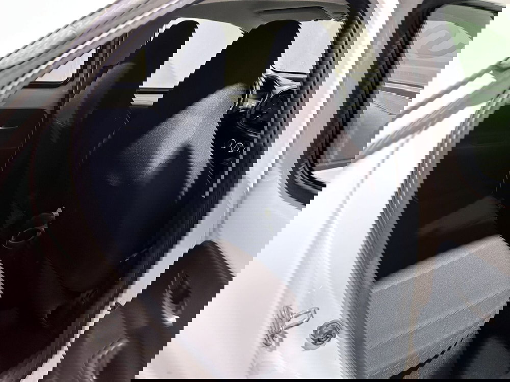 Toyota Aygo X usata a Milano (8)