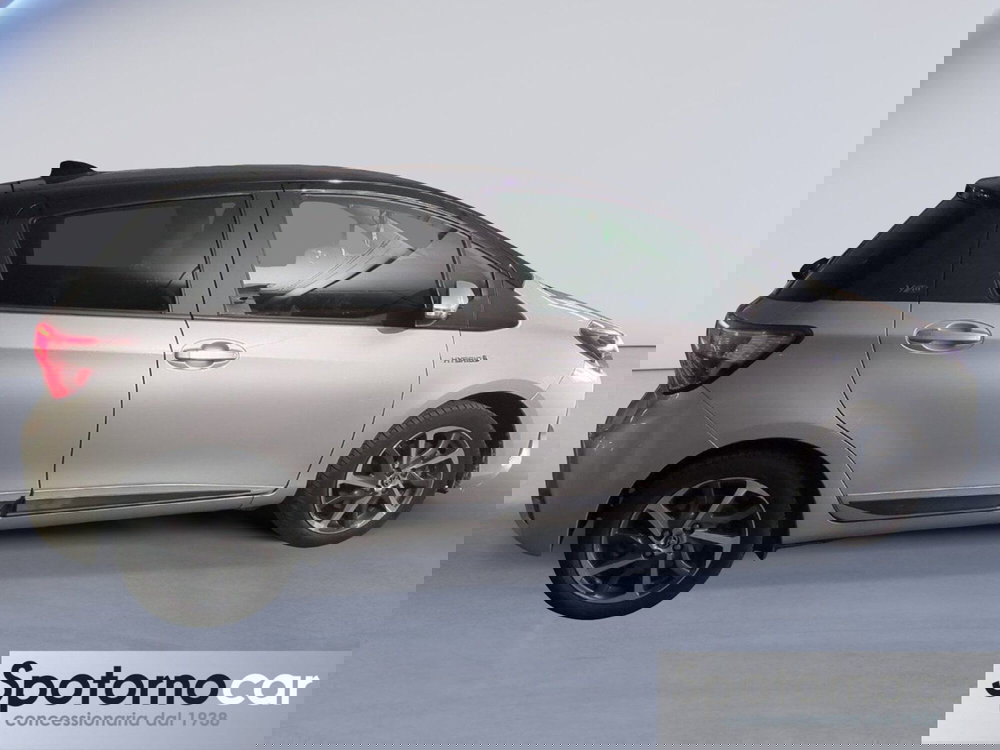 Toyota Yaris usata a Milano (7)