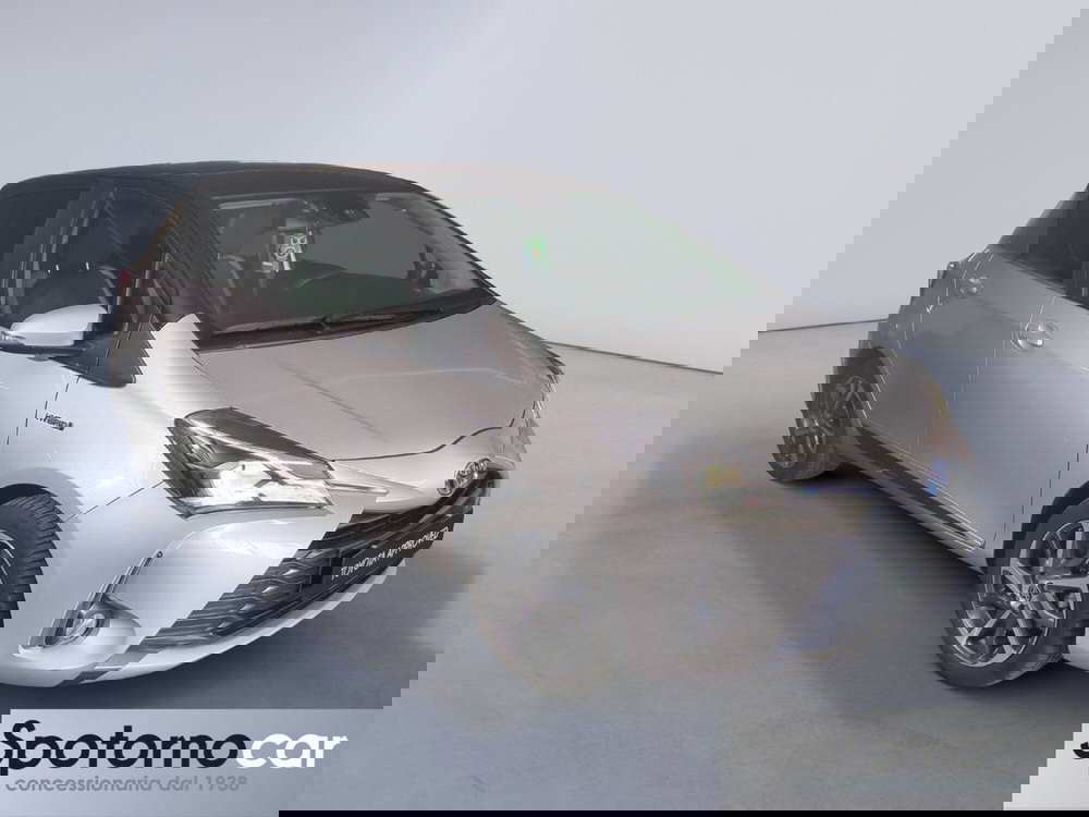 Toyota Yaris usata a Milano (9)