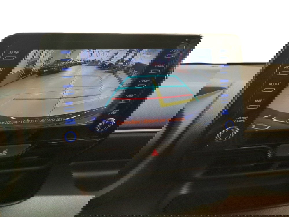 Toyota Yaris usata a Milano (17)