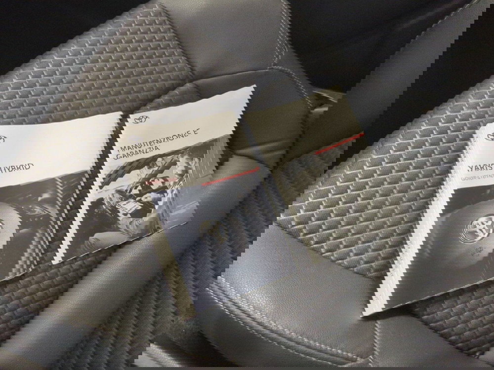 Toyota Yaris usata a Milano (19)