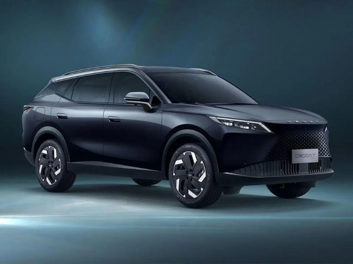 Omoda Omoda 7 SHS-P nuova a Bergamo