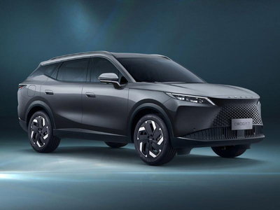 Omoda Omoda 7 SHS-P 1.5 tgdi phev Premium nuova a Verdellino