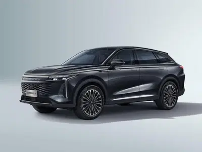 Omoda Omoda 9 SHS-P 1.5 tgdi phev Premium i-awd nuova a Verdellino