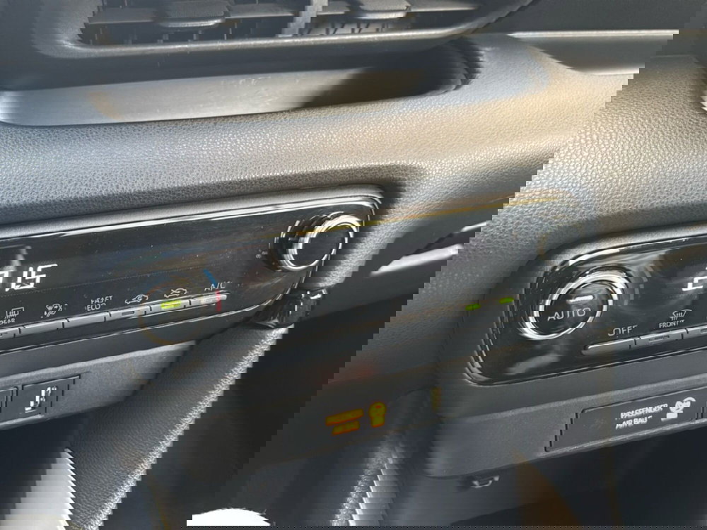 Toyota Yaris usata a Bologna (14)