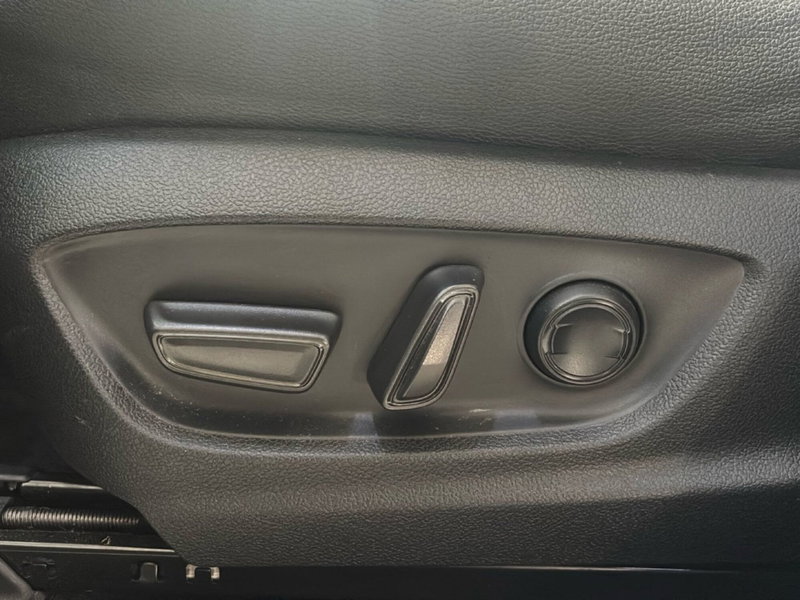 Toyota Toyota C-HR usata a Bologna (12)