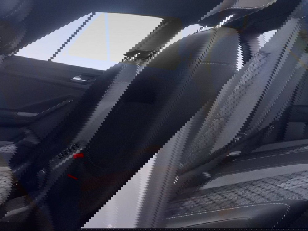 Volkswagen T-Roc usata a Livorno (11)