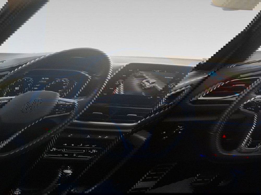 Volkswagen T-Roc usata a Livorno (8)