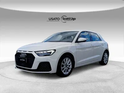 Audi A1 Sportback Sportback 30 1.0 tfsi Business 110cv s-tronic del 2023 usata a Pisa