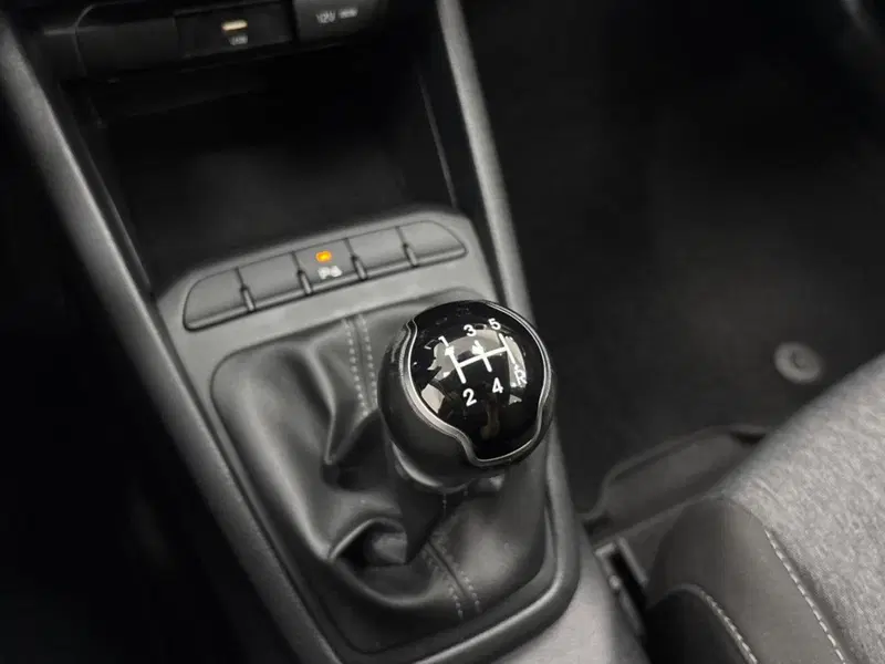 Kia Stonic usata a Como (15)