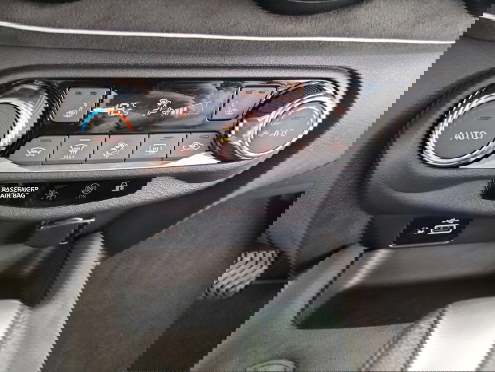 Nissan Juke usata a Como (17)