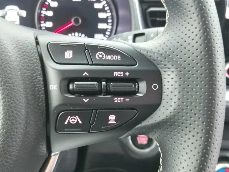 Kia Stonic usata a Como (11)
