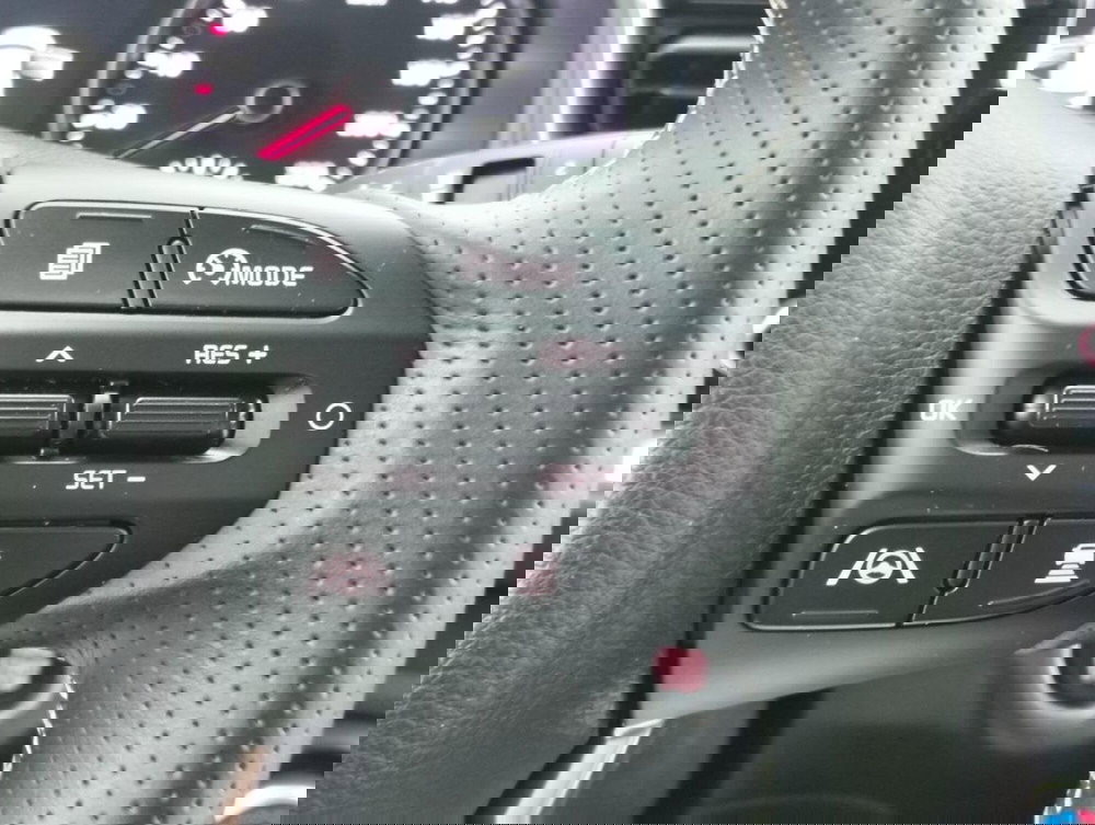 Kia Stonic usata a Como (11)