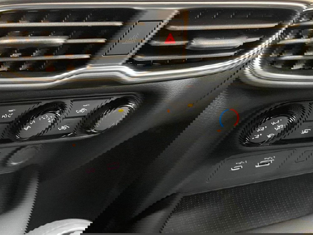 Nissan Juke nuova a Como (16)