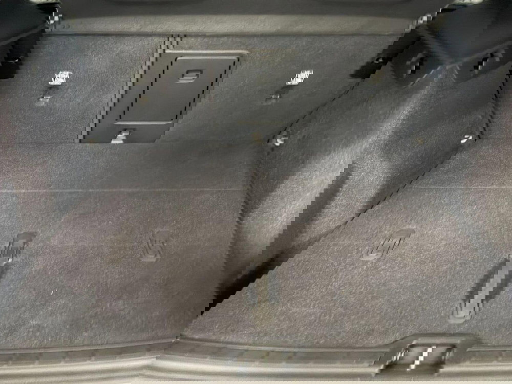 Volvo XC40 usata a Como (18)