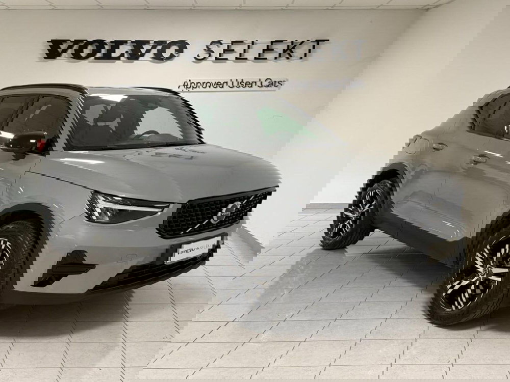 Volvo XC40 usata a Como (2)