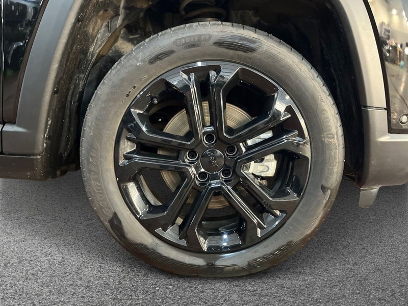 Jeep Compass usata a Bari (6)