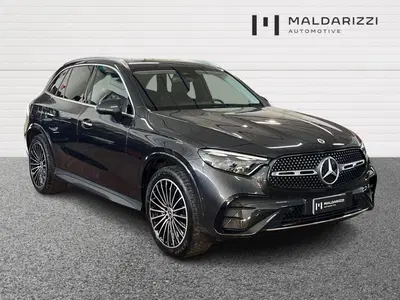 Mercedes-Benz GLC SUV 200 AMG Line Premium Plus 4matic auto del 2023 usata a Bari