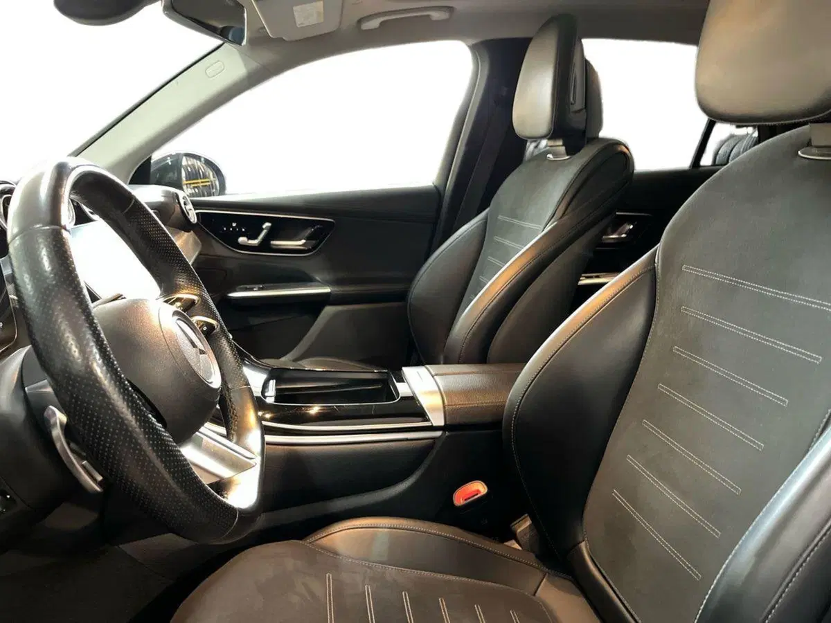 Mercedes-Benz GLC SUV usata a Bari (7)