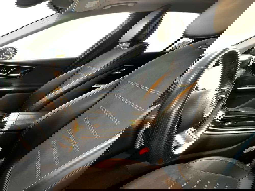 Mercedes-Benz GLC SUV usata a Bari (7)