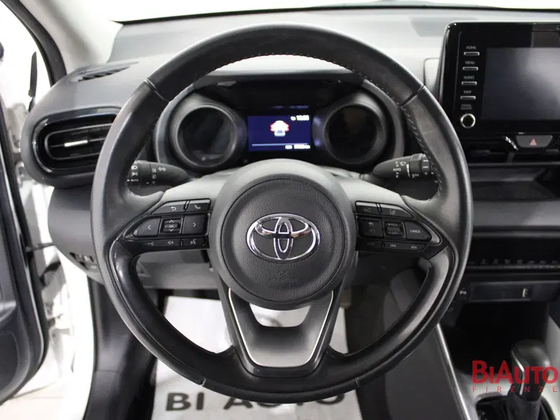 Toyota Yaris usata a Firenze (11)