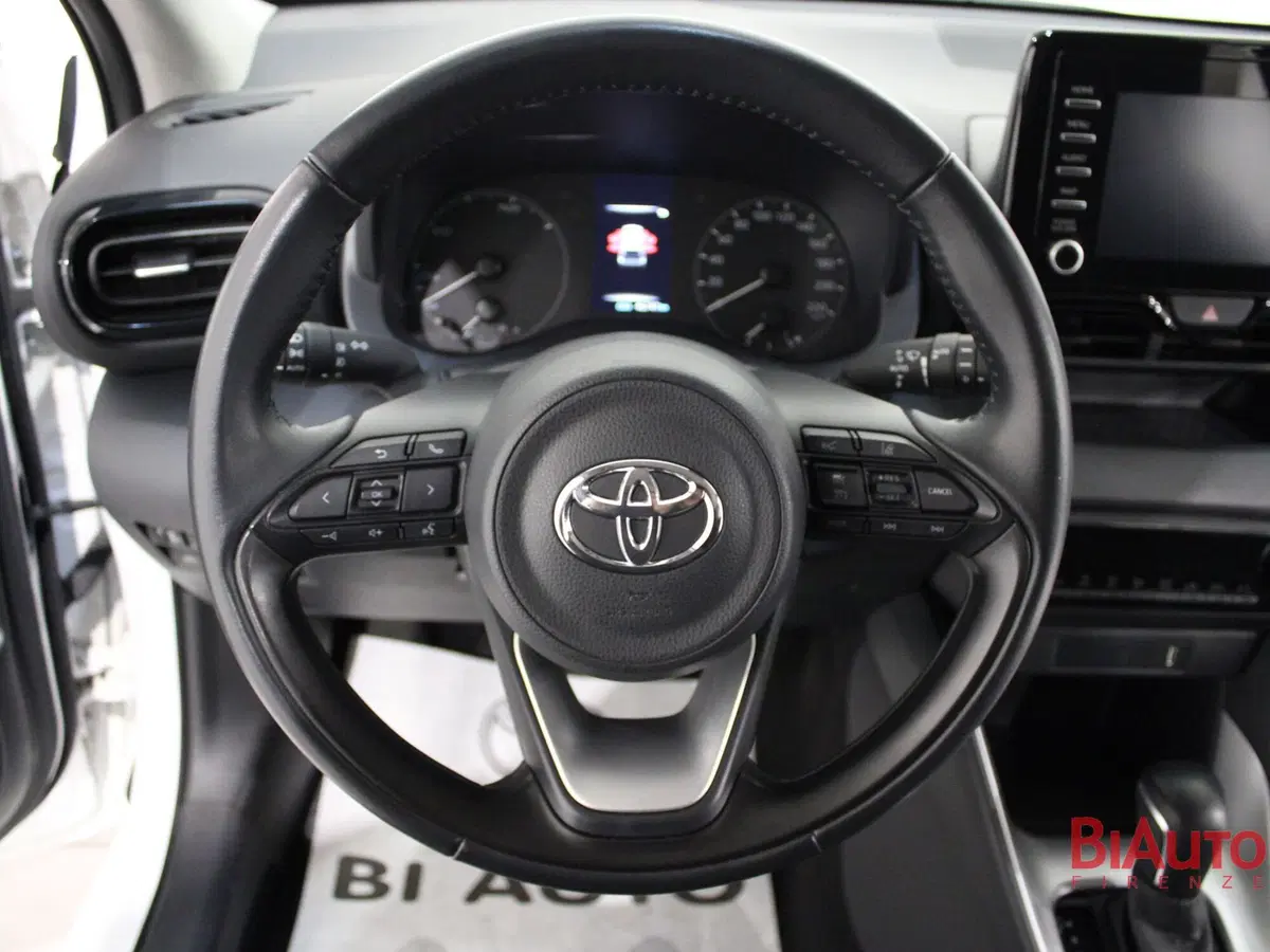 Toyota Yaris usata a Firenze (11)