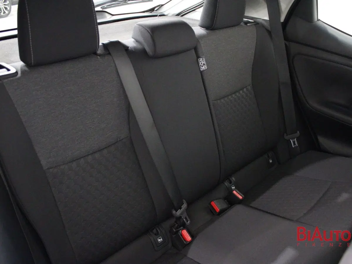 Toyota Yaris usata a Firenze (8)