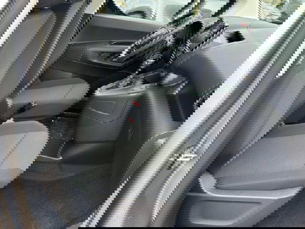 Opel Combo Life nuova a Ferrara (9)