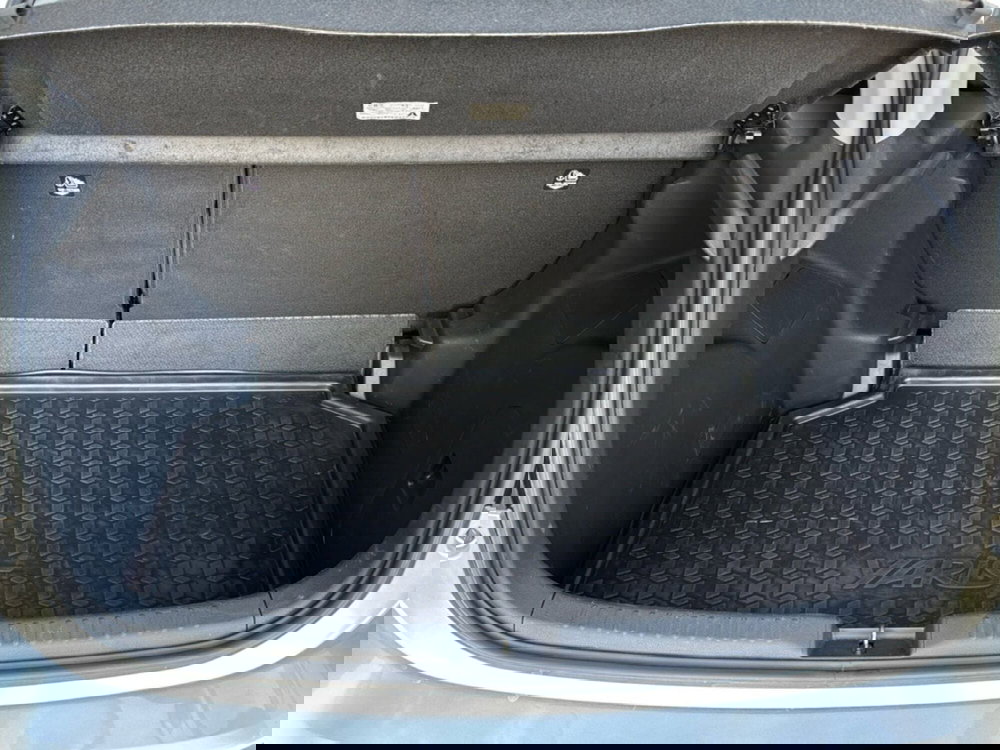 Toyota Yaris usata a Ferrara (20)