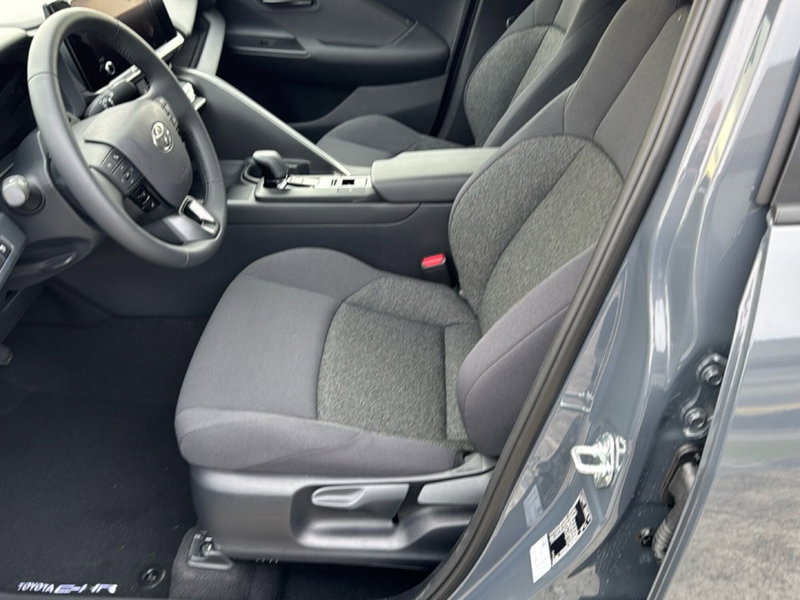 Toyota Toyota C-HR nuova a Ferrara (10)