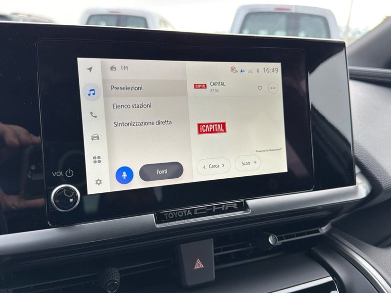 Toyota Toyota C-HR nuova a Ferrara (12)