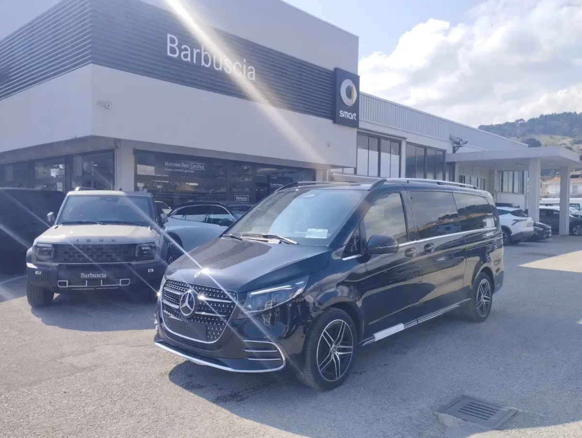 Mercedes-Benz Classe V nuova a Pescara