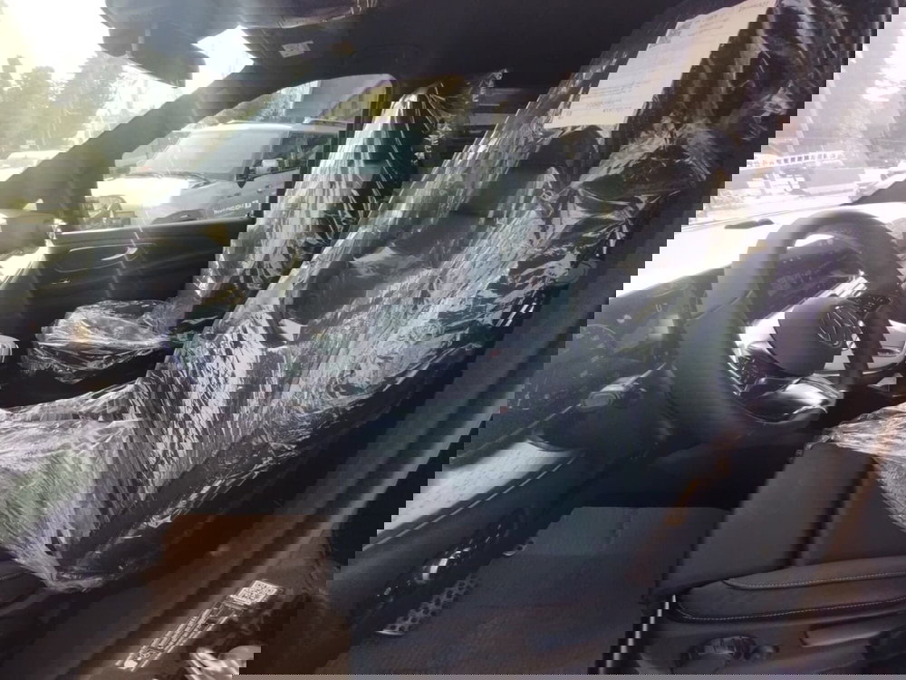 Mercedes-Benz Classe V nuova a Pescara (10)