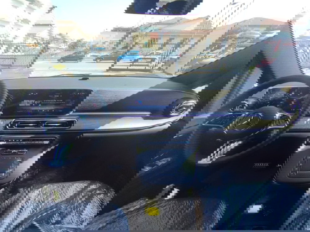 Mercedes-Benz Classe V nuova a Pescara (12)