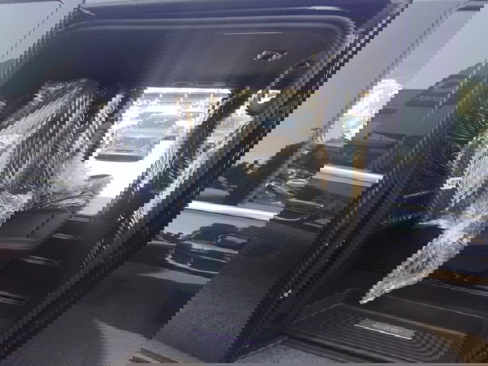 Mercedes-Benz Classe V nuova a Pescara (15)