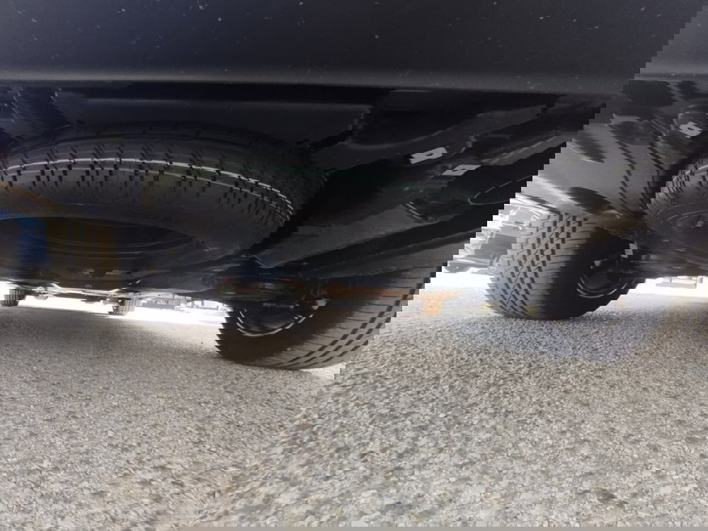 Mercedes-Benz Classe V nuova a Pescara (19)