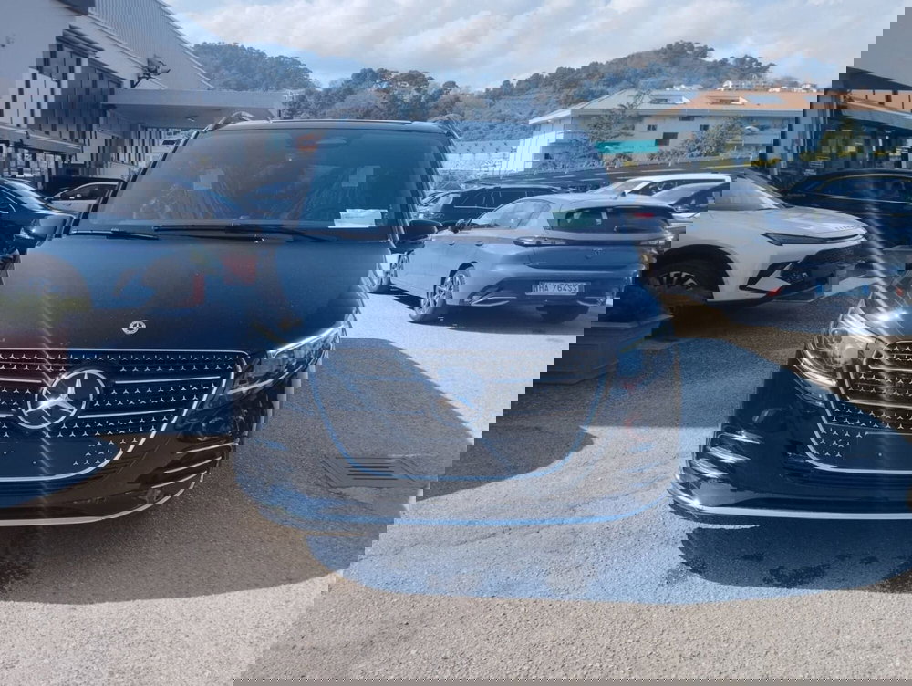 Mercedes-Benz Classe V nuova a Pescara (2)