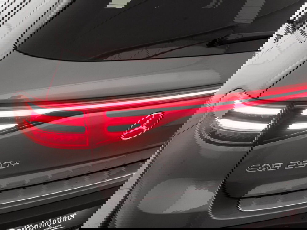 Mercedes-Benz EQB nuova a Macerata (6)