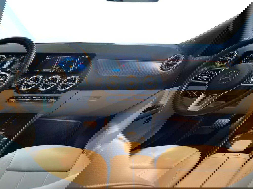 Mercedes-Benz GLA SUV usata a Ancona (10)