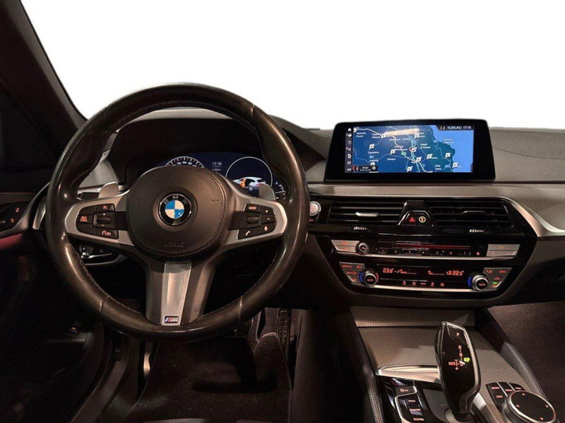 BMW Serie 5 Touring usata a Macerata (11)