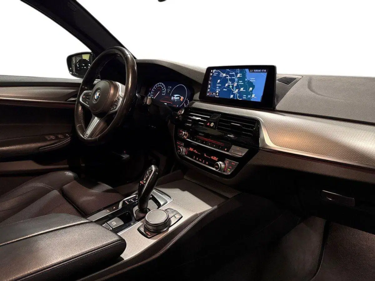 BMW Serie 5 Touring usata a Macerata (12)